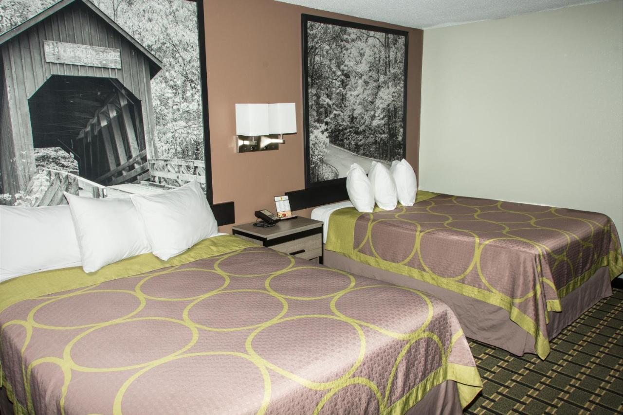 Super 8 By Wyndham Michigan 2*